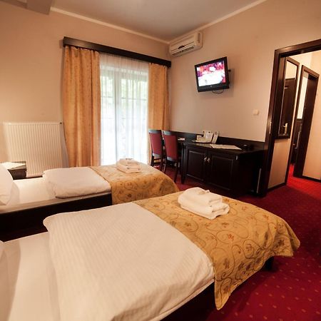 Hotel Maria Strzelin Oda fotoğraf
